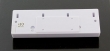 LED osvětlení s PIR čidlem do skříně bílé