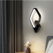 LED nástěnné svítidlo 12W 20x23CM černé